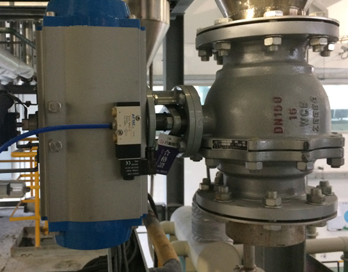 氣動(dòng)法蘭球閥